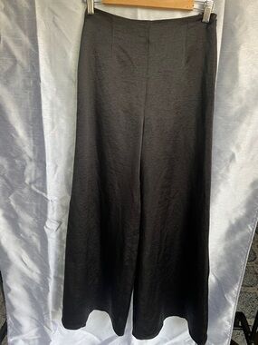 Free People Black Wide Leg Pants size 4 satin like texture side zipper